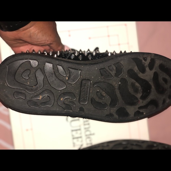 🔥🔥🔥ALEXANDER McQUEEN🔥🔥🔥 - Picture 6 of 9